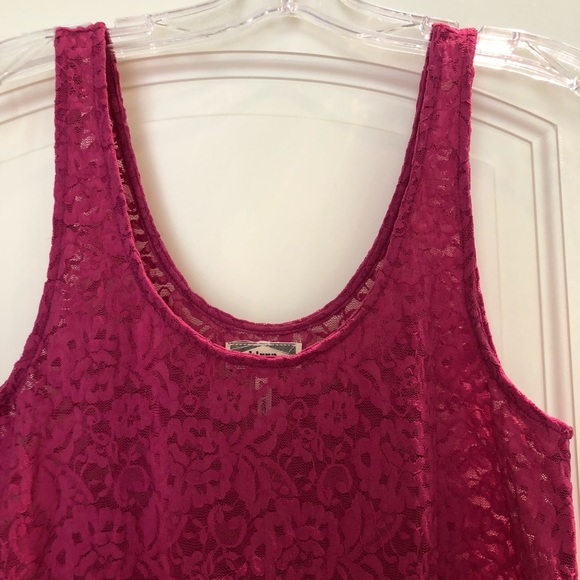 Kirra Magenta Lace Blouse - Picture 3 of 8